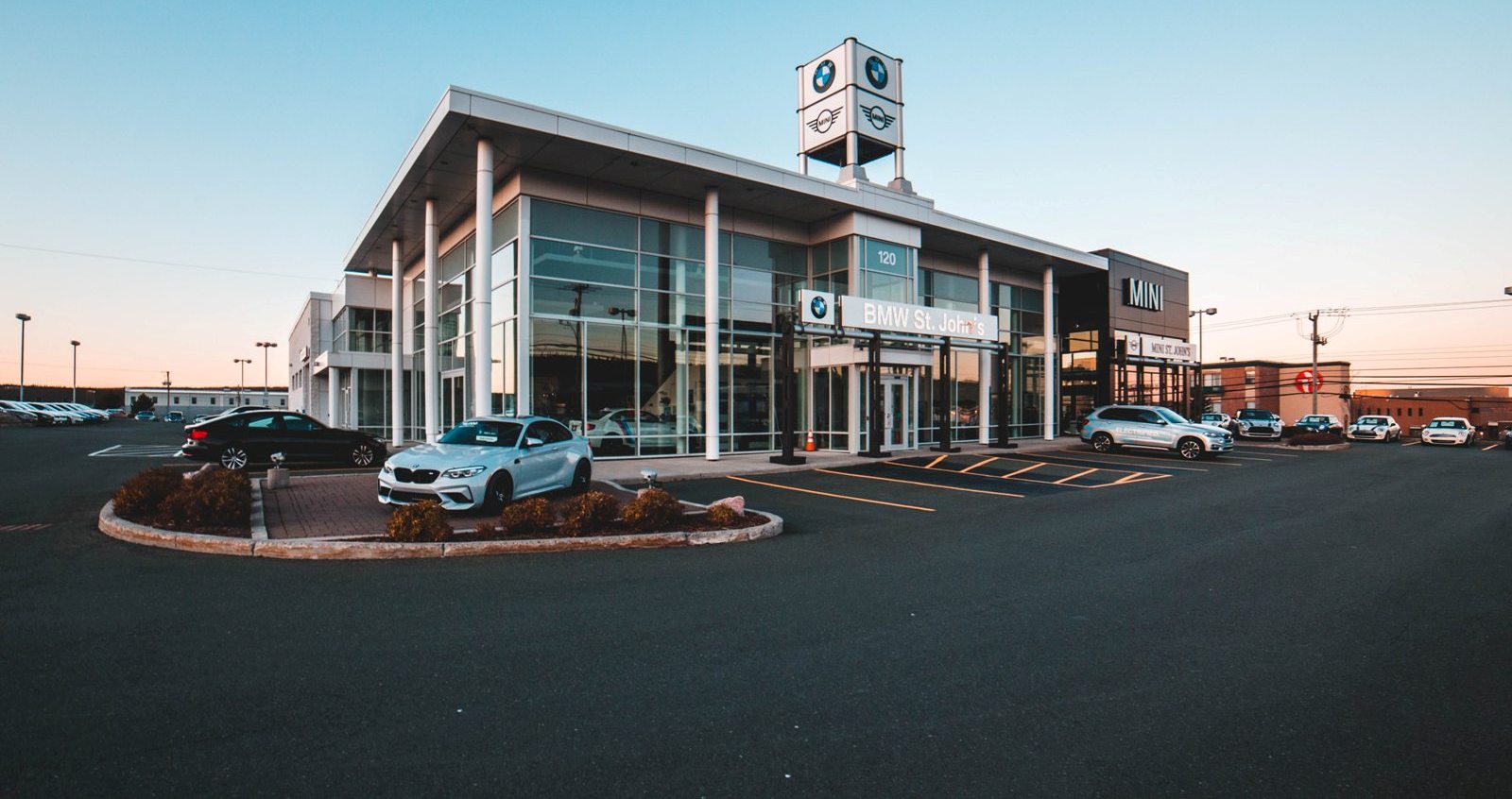 dealership insurance, tow truck insurance, mechanic insurance